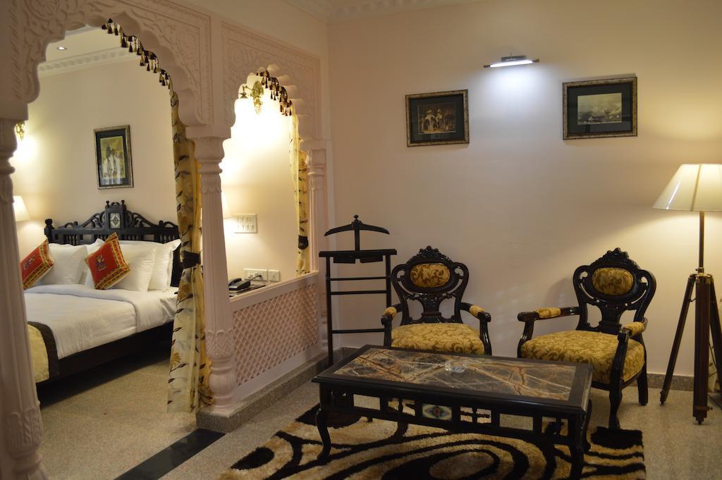 Bhanwar Singh Palace Hokaran Kültér fotó