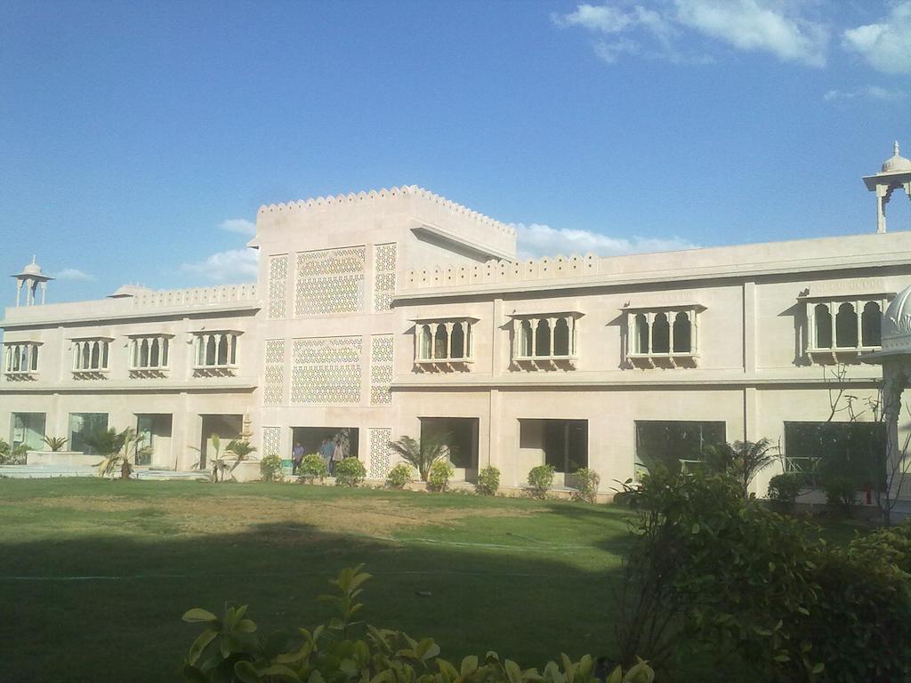 Bhanwar Singh Palace Hokaran Kültér fotó